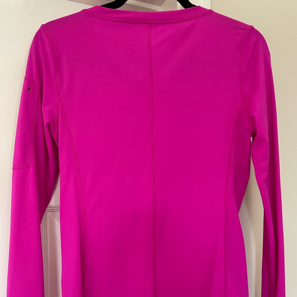 Lilly Pulitzer UPF 50+ Luxletic Kona Sunguard Top - Picture 6 of 7
